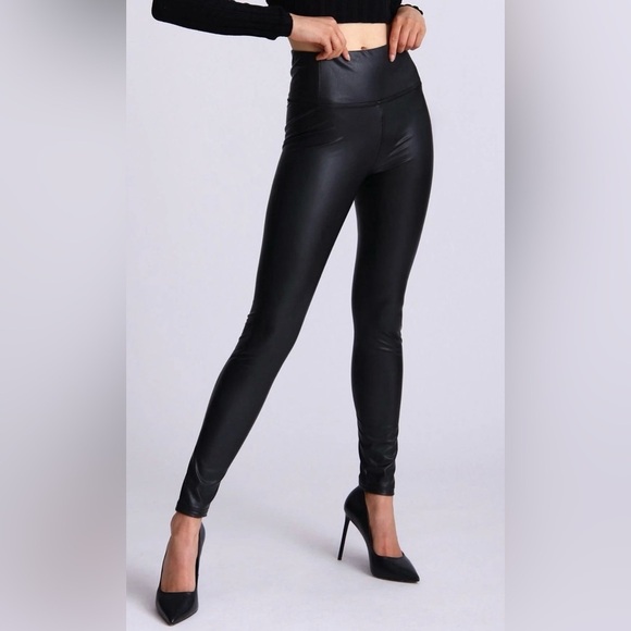 Bagatelle Collection Faux Leather Leggings Size Small-Excellent Condition - Picture 2 of 10